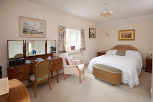 Bedroom- click for photo gallery